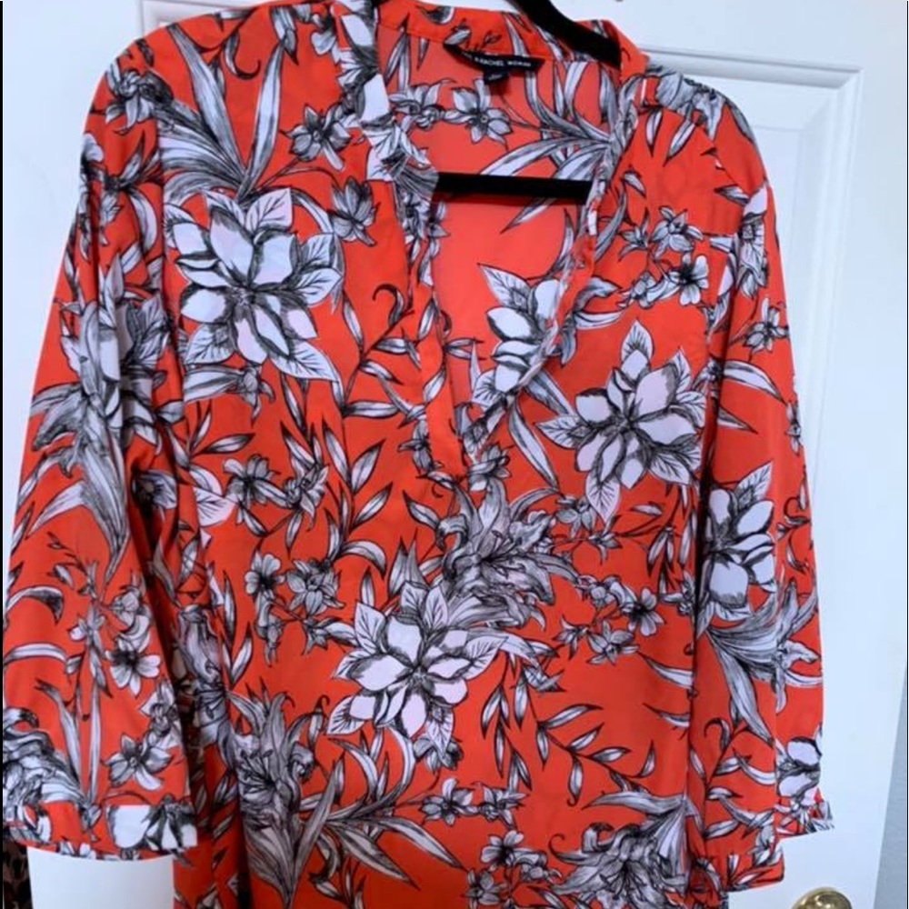 Plus size floral top